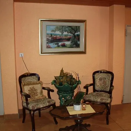 Hotel Langenthal 호텔 3*